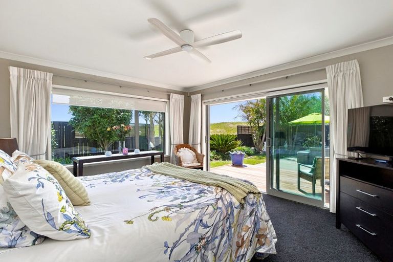 Photo of property in 82 Palm Springs Boulevard, Papamoa Beach, Papamoa, 3118
