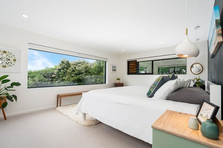 Photo of property in 17 Kim Street, Khandallah, Wellington, 6035