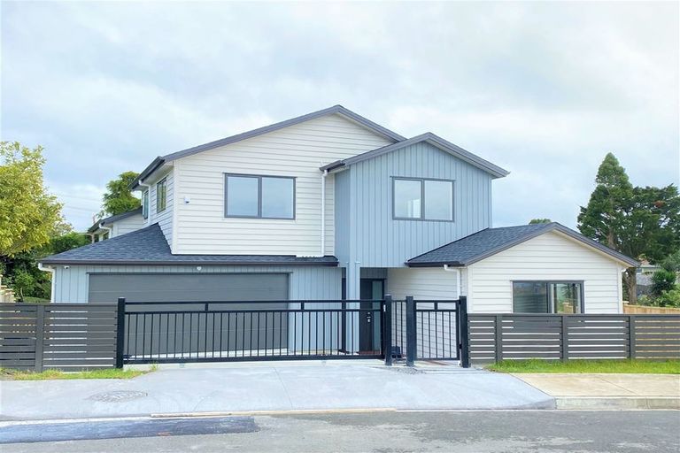 Photo of property in 18 Cirrus Way, Ranui, Auckland, 0612