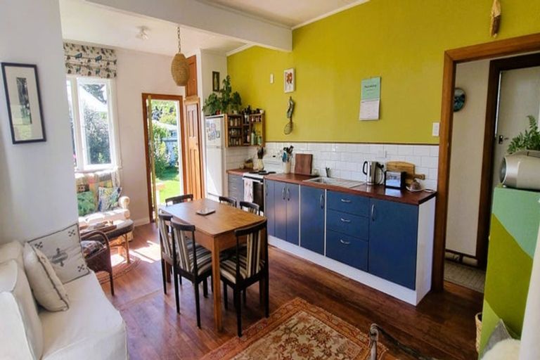 Photo of property in 15 Victoria Avenue, Wairoa, 4108