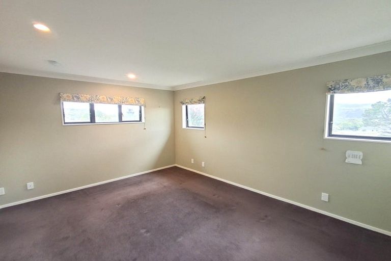 Photo of property in 7 Ridley Green, Churton Park, Wellington, 6037
