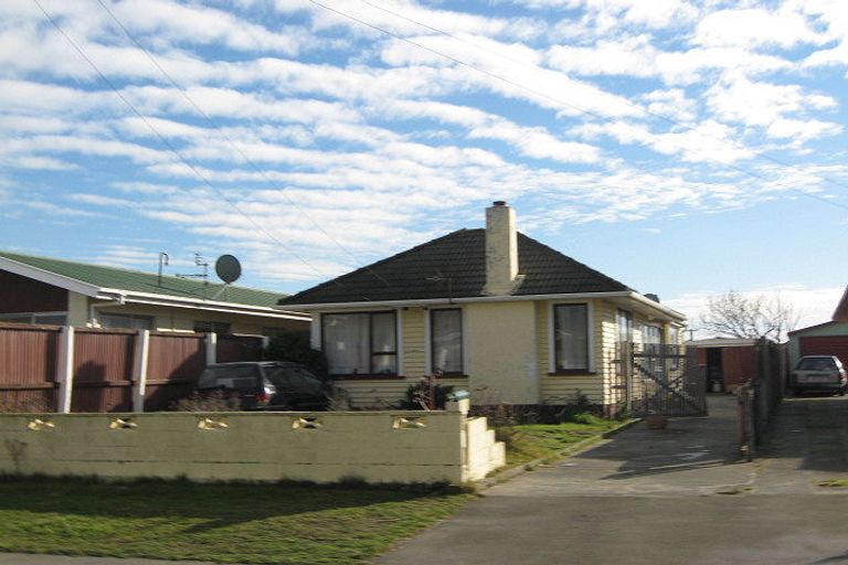 Photo of property in 14 Mountbatten Street, New Brighton, Christchurch, 8061