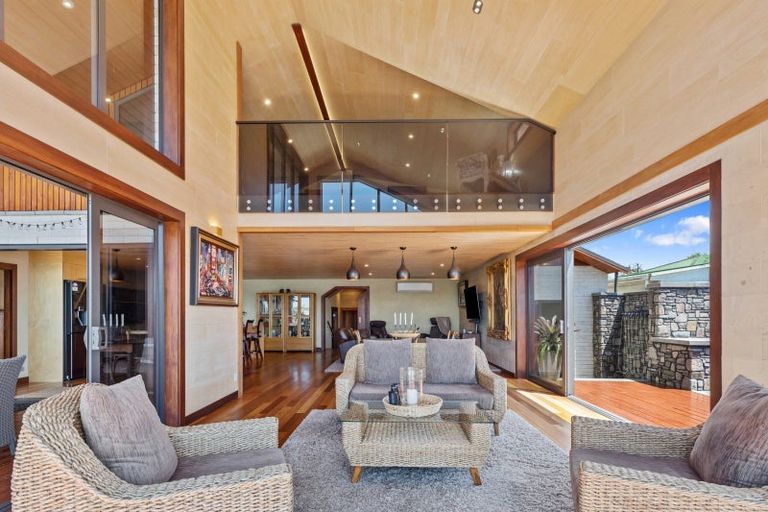 Photo of property in 177 Welcome Bay Road, Welcome Bay, Tauranga, 3112