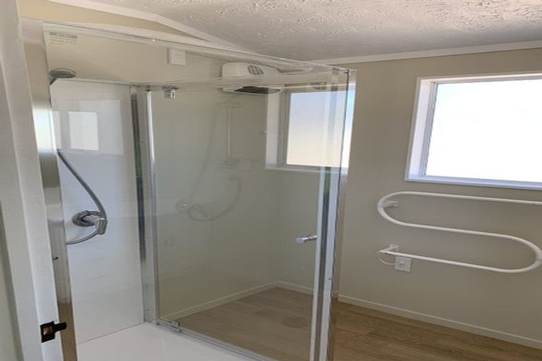 Photo of property in 43 Arthur Crescent, Hilltop, Taupo, 3330