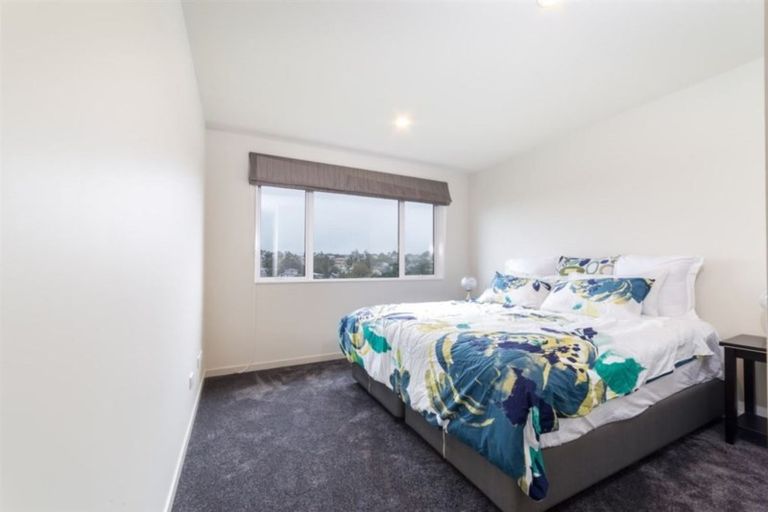 Photo of property in 18 Remuremu Street, Long Bay, Auckland, 0630