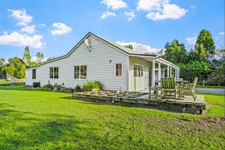 Photo of property in 242b Omaha Flats Road, Tawharanui Peninsula, 0986