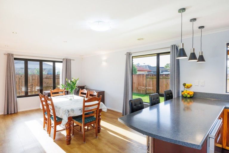 Photo of property in 34 Meridian Grove, Kelvin Grove, Palmerston North, 4414