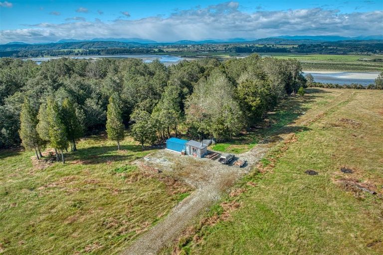 Photo of property in 150 Atarau Road, Atarau, Blackball, 7871