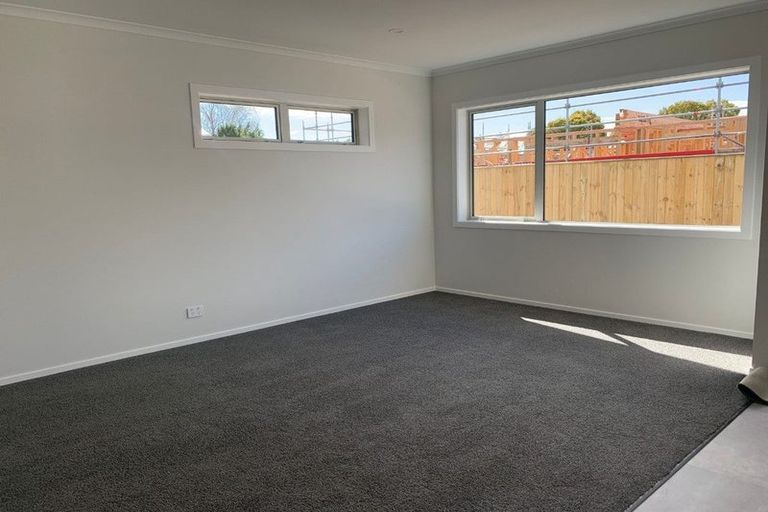 Photo of property in 4 Van Baarle Close, Carterton, 5713