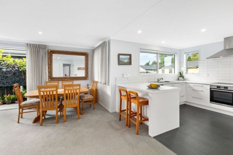 Photo of property in 2 Long Acre Close, Katikati, 3129