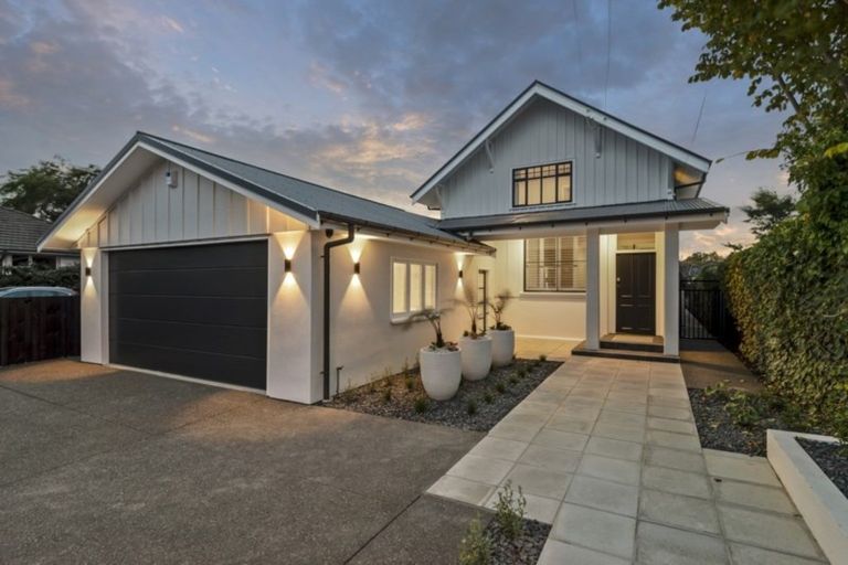 Photo of property in 61 Knowles Street, St Albans, Christchurch, 8052