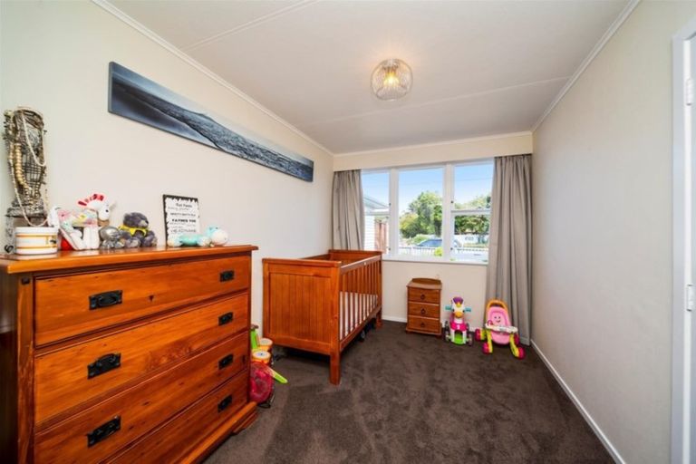 Photo of property in 114 Fairfield Road, Hawera, 4610