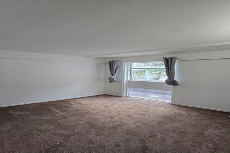Photo of property in 9 Epsom Way, Karori, Wellington, 6012