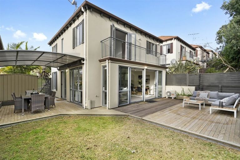 Photo of property in 67 Alverna View, Gulf Harbour, Whangaparaoa, 0930