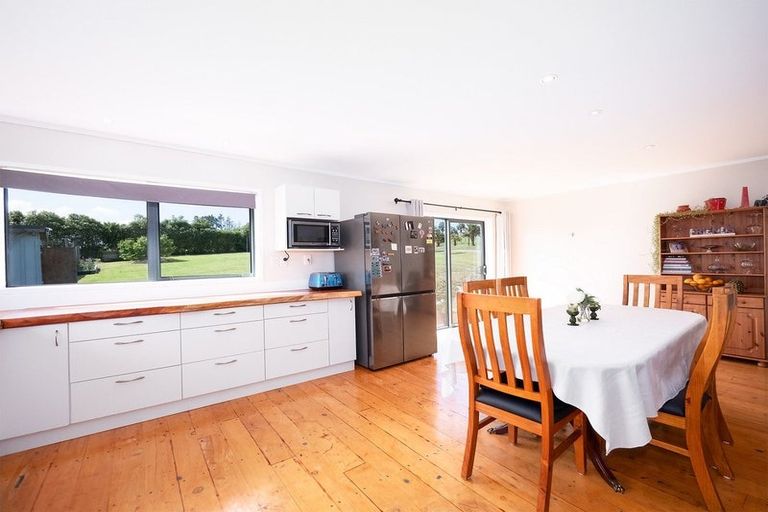 Photo of property in 10 Montrose Road, Kerikeri, 0293