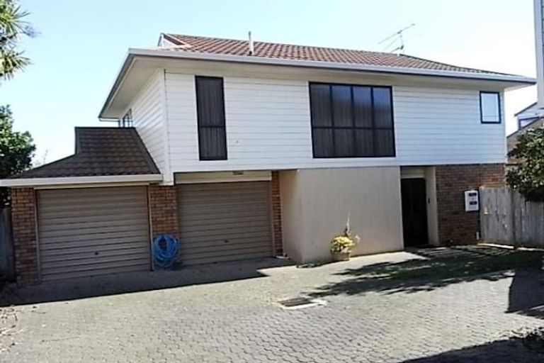 Photo of property in 4/117 Bucklands Beach Road, Bucklands Beach, Auckland, 2012