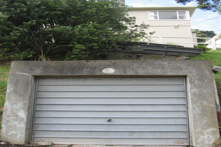 Photo of property in 12 Elphinstone Avenue, Strathmore Park, Wellington, 6022