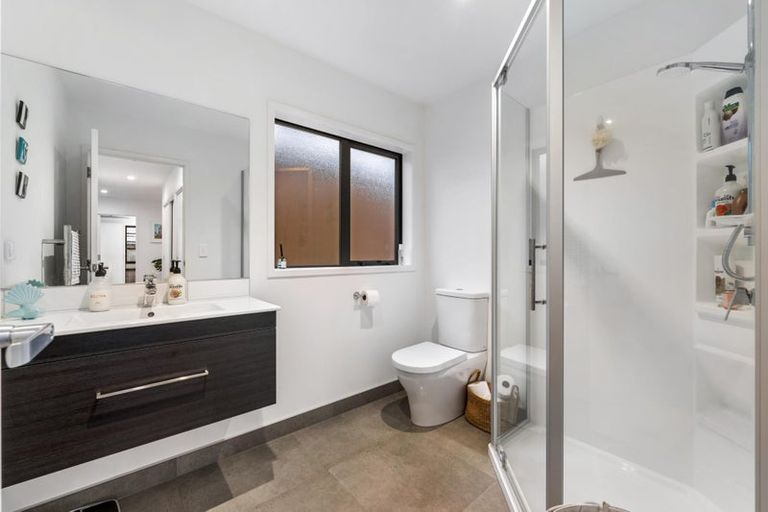 Photo of property in 30 Accolage Boulevard, Kumeu, 0810