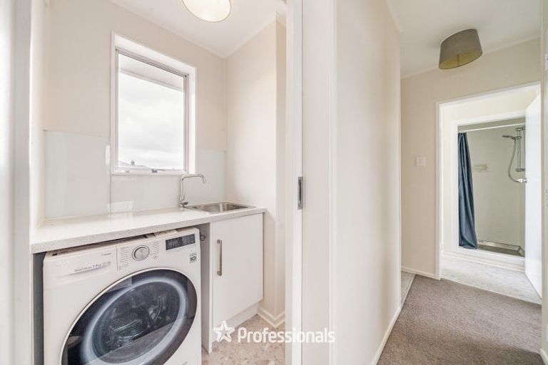 Photo of property in 15b Pencarrow Crescent, Wainuiomata, Lower Hutt, 5014