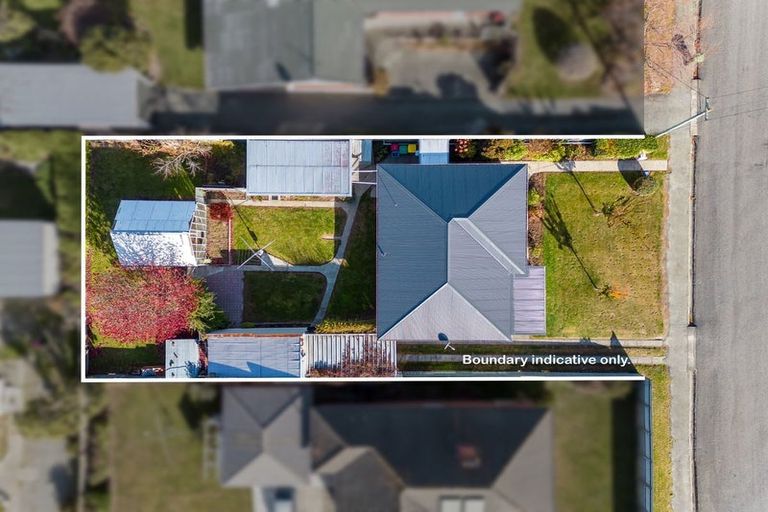 Photo of property in 43 Harris Street, Waimate, 7924