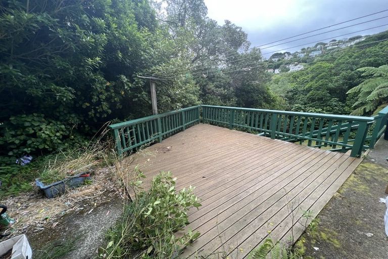 Photo of property in 20 Zetland Street, Highbury, Wellington, 6012