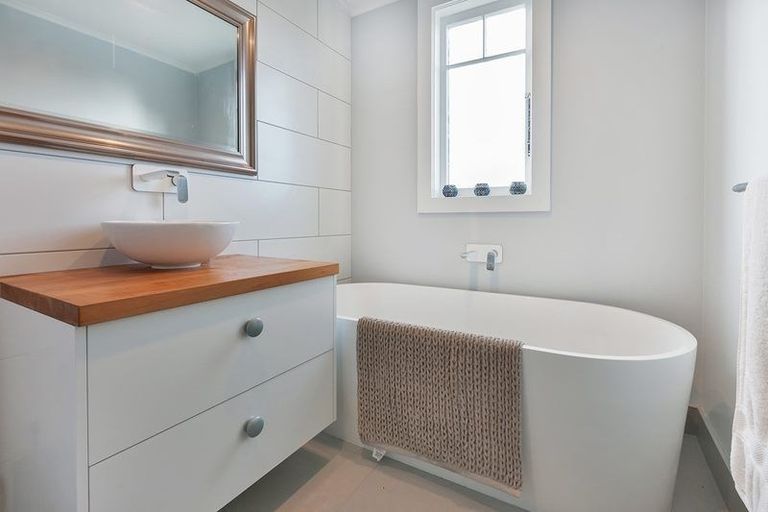 Photo of property in 1/23 Brandon Road, Glen Eden, Auckland, 0602