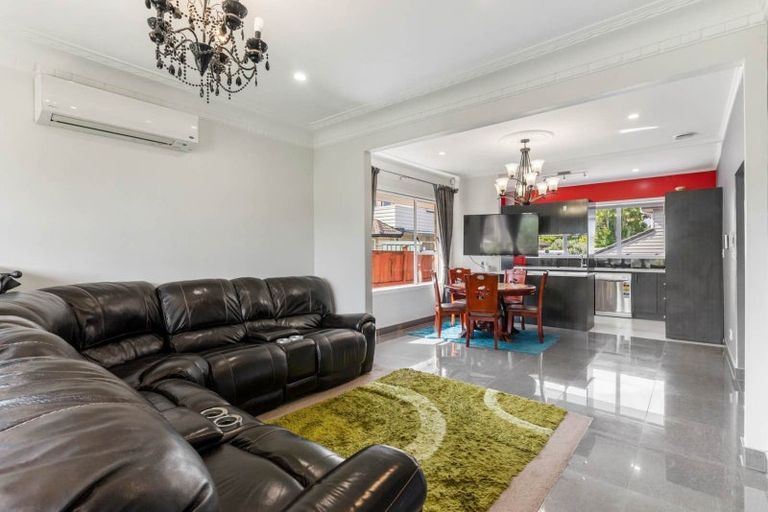 Photo of property in 19 Dryden Avenue, Papatoetoe, Auckland, 2025