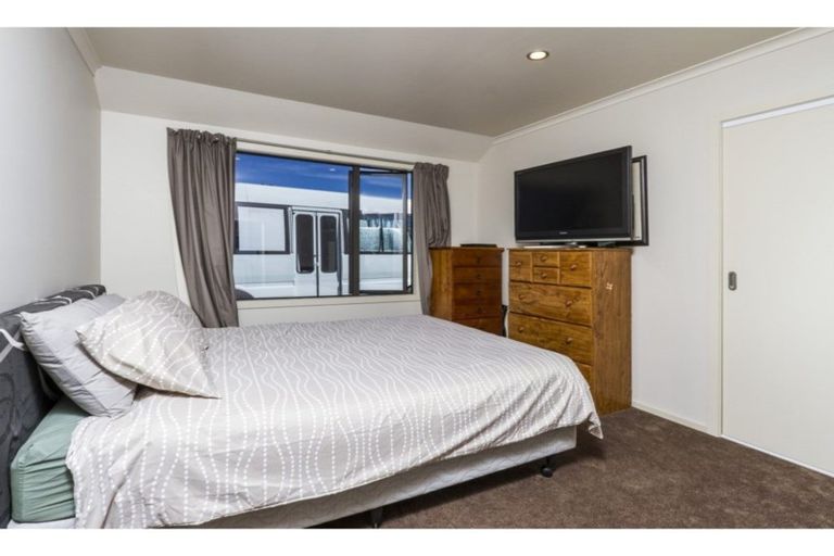 Photo of property in 42 Covent Drive, Stoke, Nelson, 7011