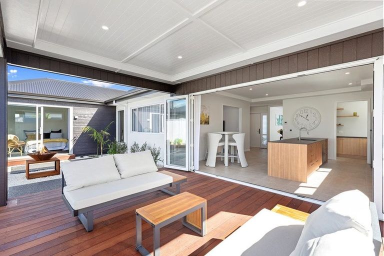 Photo of property in 8 Montiicola Drive, Papamoa Beach, Papamoa, 3118