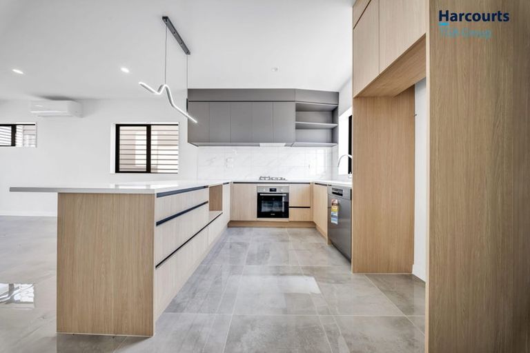 Photo of property in 4 Tukauri Place, Papakura, 2110