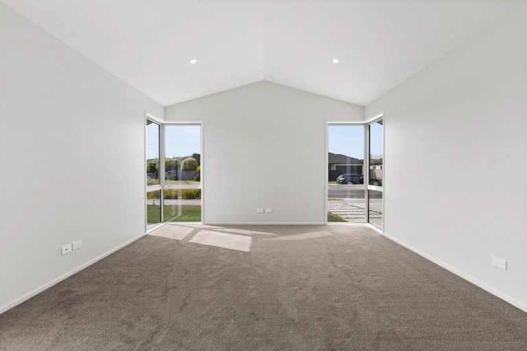 Photo of property in 89 Brookvale Road, Havelock North, 4130