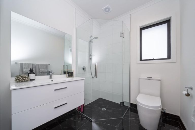 Photo of property in 464a Turuturu Road, Hawera, 4674