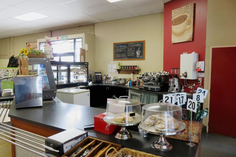 Photo of property in 57 Vine Street, Mangere East, Auckland, 2024