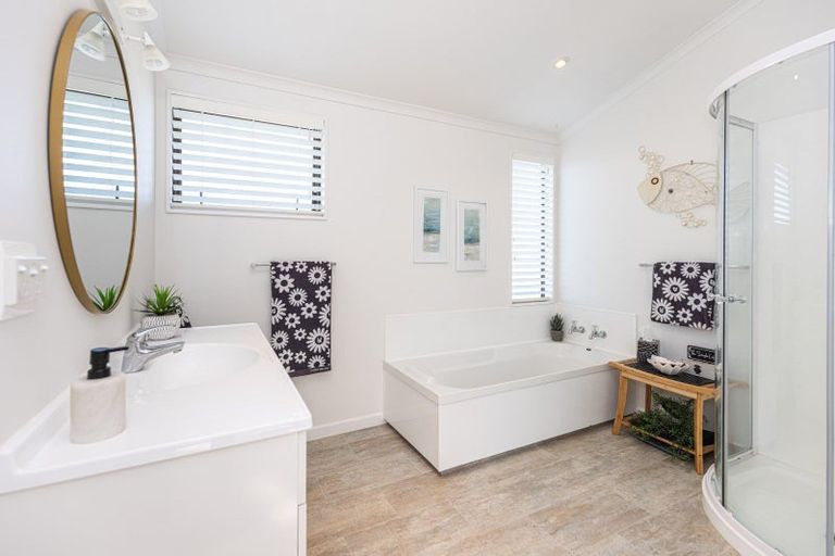 Photo of property in 5 Grey Street, College Estate, Whanganui, 4500