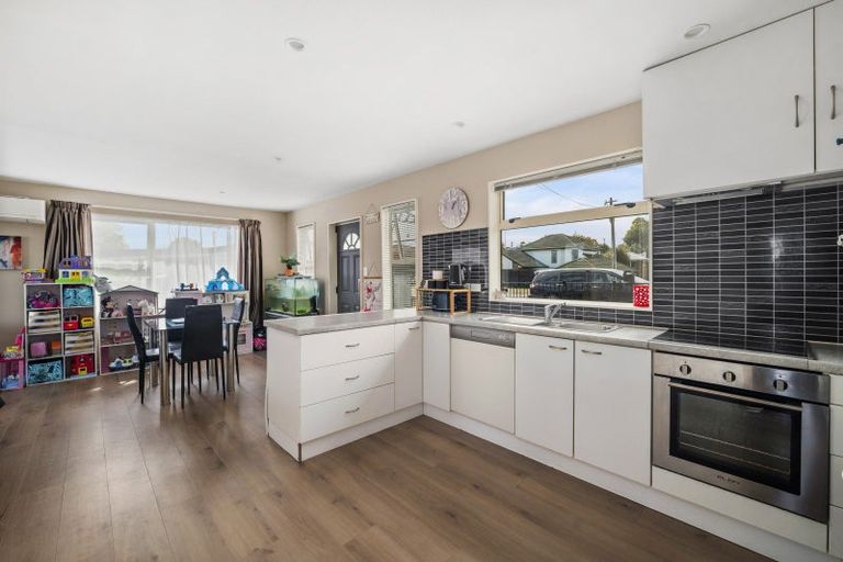 Photo of property in 11a Puriri Street, Hilltop, Taupo, 3330