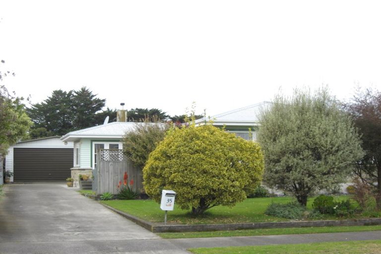 Photo of property in 35 Balliol Avenue, Pirimai, Napier, 4112