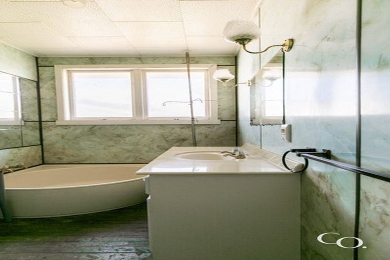 Photo of property in 805 Ferguson Street, Akina, Hastings, 4122