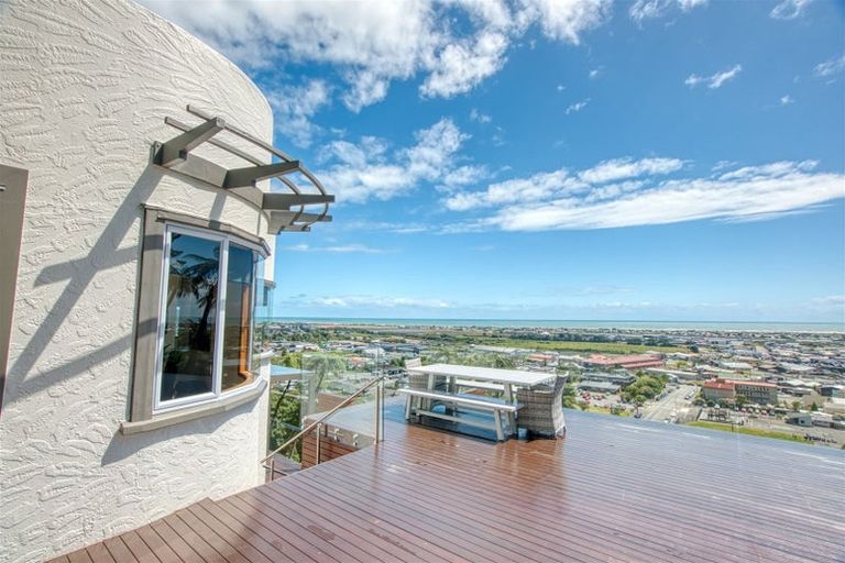 Photo of property in 41 Puketahi Street, Greymouth, 7805
