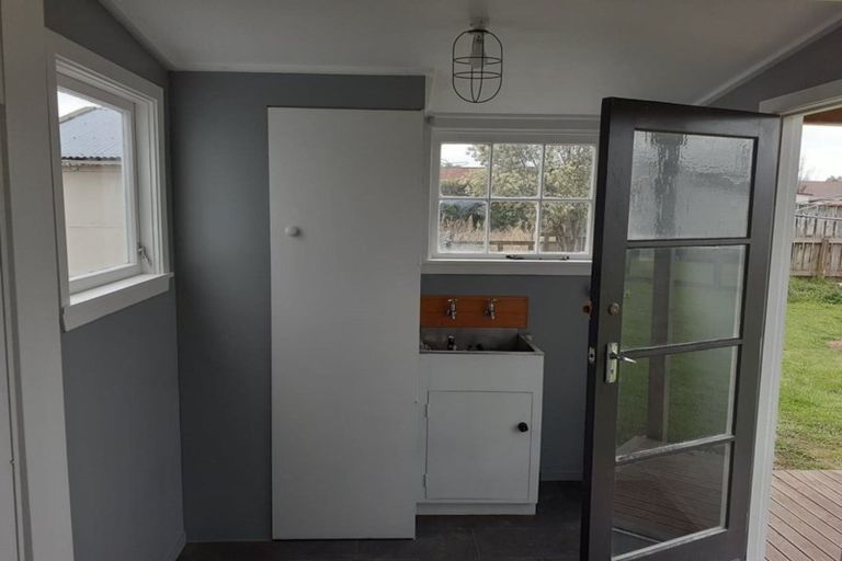 Photo of property in 12 Julia Street, Pahiatua, 4910