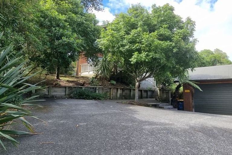 Photo of property in 99 Pemberton Avenue, Bayview, Auckland, 0629