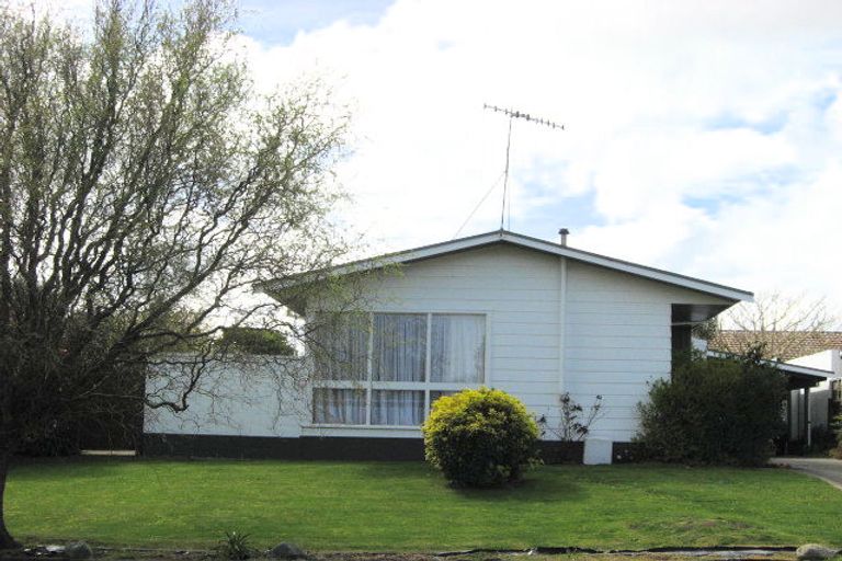 Photo of property in 16 Karamu Street, Tawhero, Whanganui, 4501