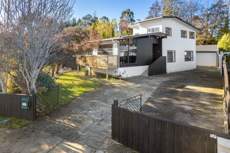 Photo of property in 6 Longfellow Street, Trentham, Upper Hutt, 5018