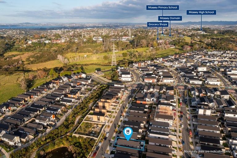Photo of property in 37 Puwha Street, Massey, Auckland, 0614