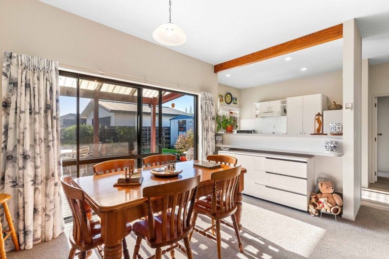 Photo of property in 103 Everitt Crescent, Whangamata, 3620
