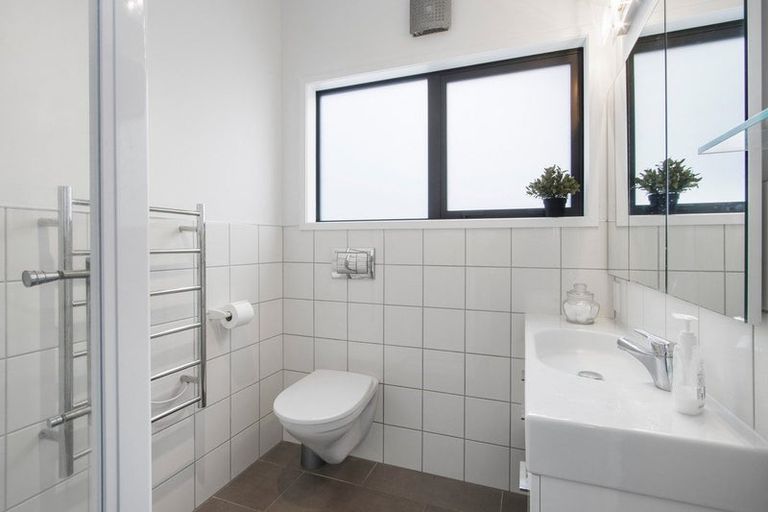 Photo of property in 52 Links View Drive, Omokoroa, 3114