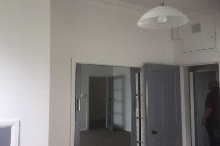 Photo of property in 70 Derwent Street, Island Bay, Wellington, 6023