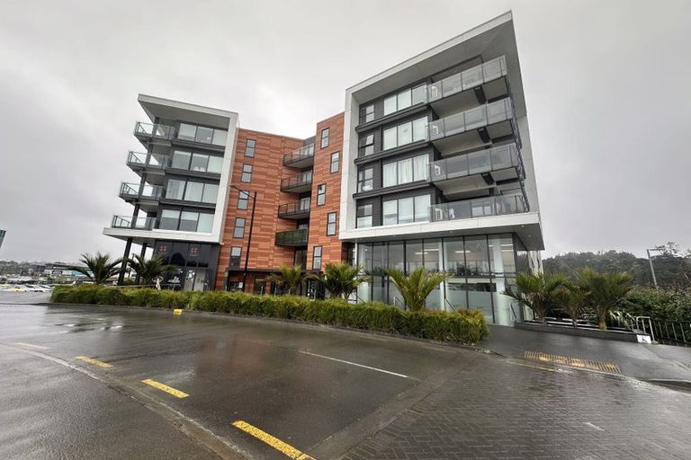 Photo of property in 514/3 Kaipiho Lane, Albany, Auckland, 0632