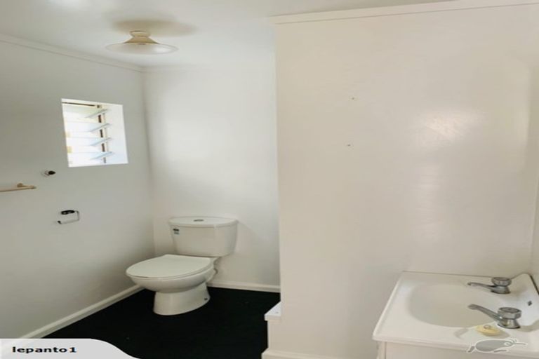 Photo of property in 42 Rhine Street, Island Bay, Wellington, 6023