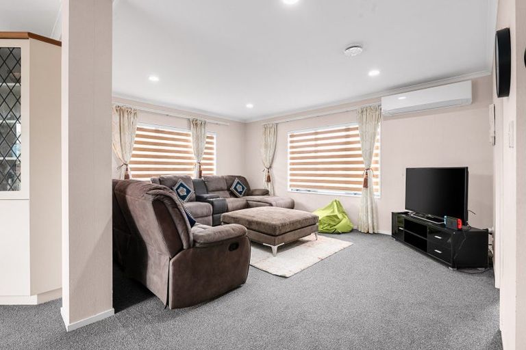 Photo of property in 25 Northmeadow Drive, Rototuna, Hamilton, 3210