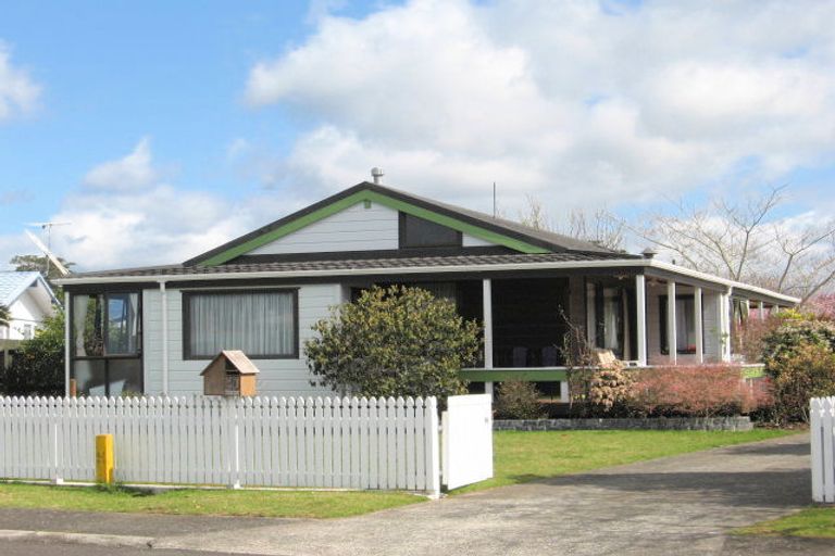 Photo of property in 40 Catherine Crescent, Whitianga, 3510